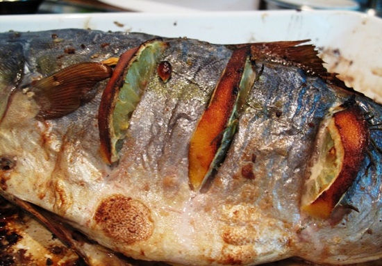Запечённый и жареный тунец - рецепты приготовления рыбы с фото 1